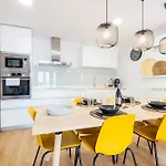 Val By Insidehome Appartement *
