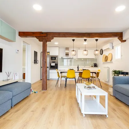 Insidehome - Val Apartment