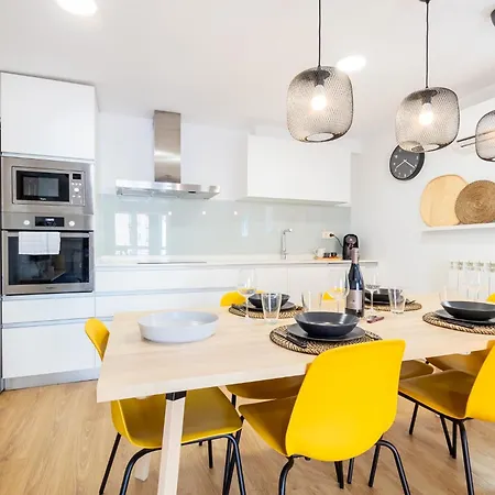 Insidehome - Val Apartment *