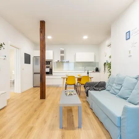 Insidehome - Val Apartment